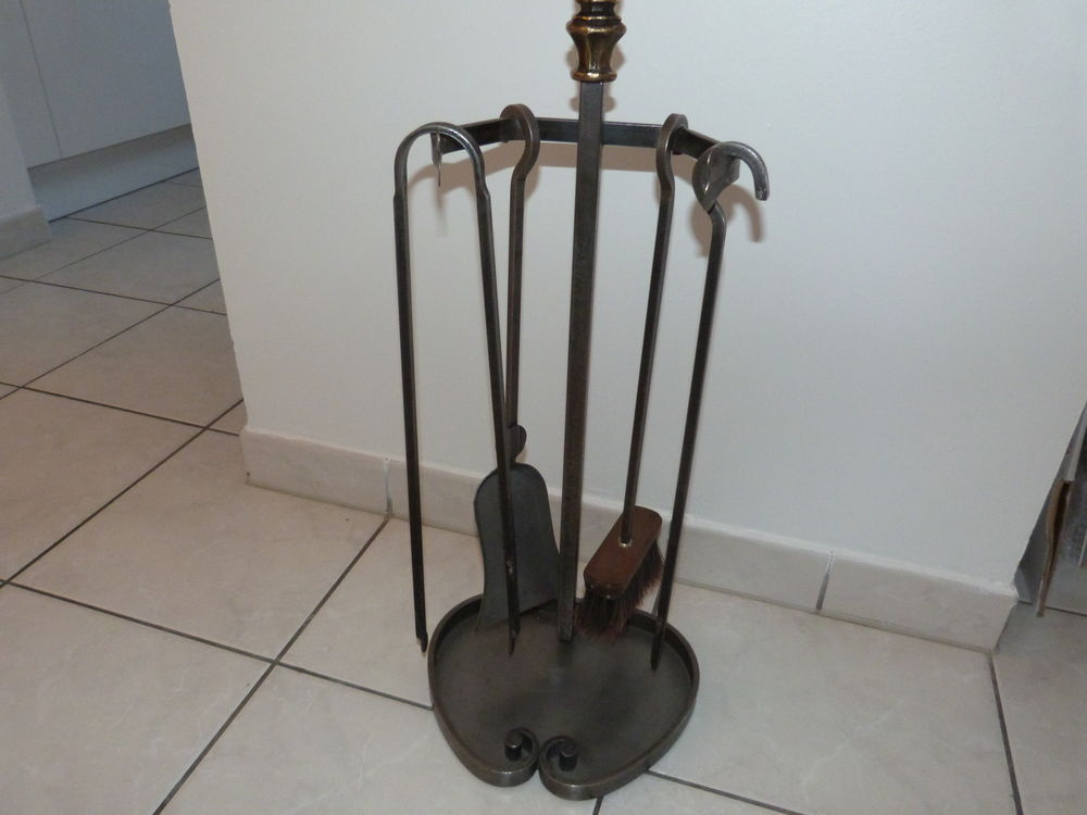 SERVITEUR DE CHEMINEE Décoration