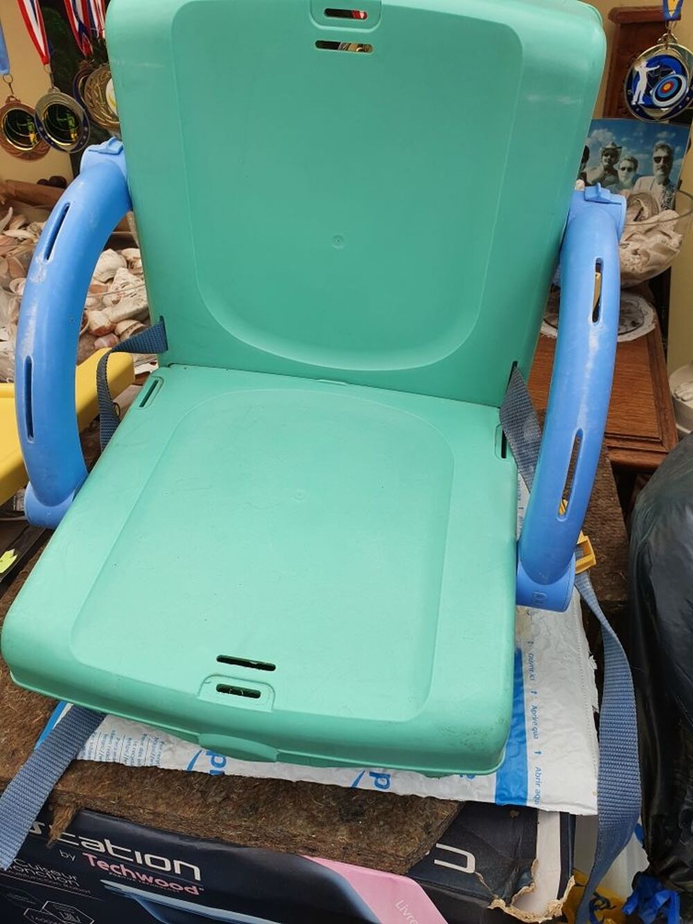 chaise de b&eacute;b&eacute; Pu�riculture