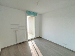  Appartement à louer 3 pièces 57 m²