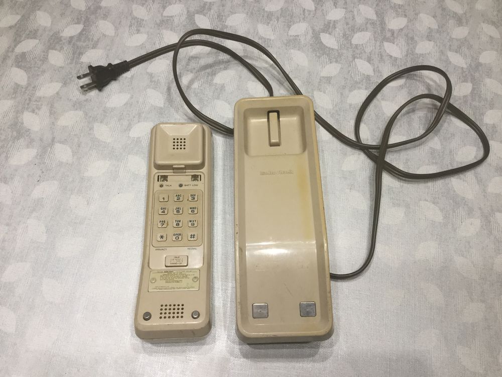 T&eacute;l&eacute;phone Am&eacute;ricain Radioshack ET-320 Téléphones et tablettes