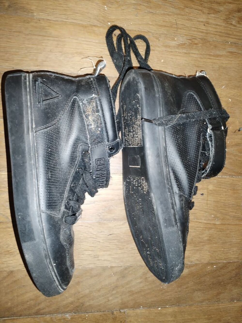 Basket ELEVENPARIS (Taille 42) montante Chaussures