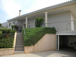 Villa à vendre 4 pièces 156 m²