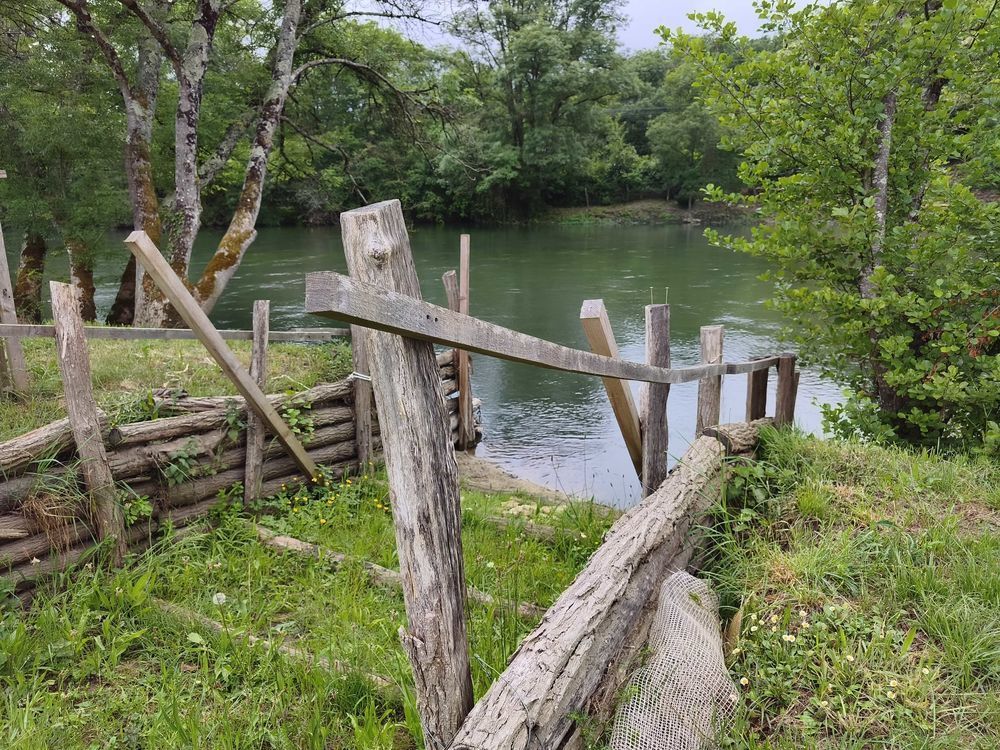 Location Terrain terrain de loisirs coup de pêche randonnée emplacement camping car tente etc... Poitiers