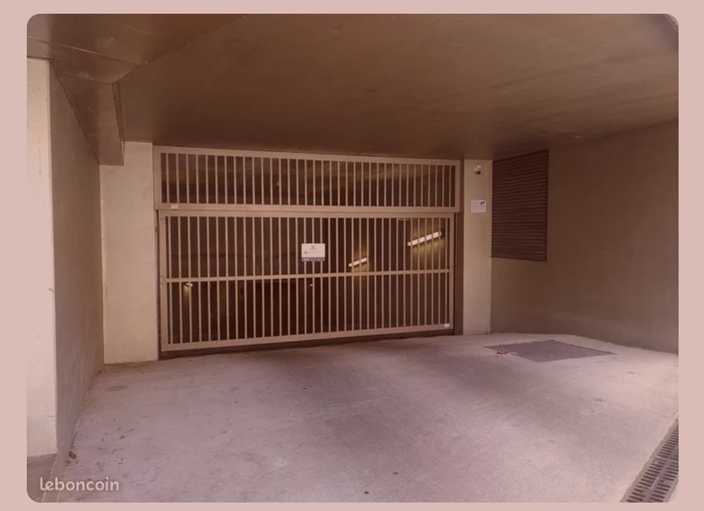 Location Parking/Garage Place de parking souterrain Nantes