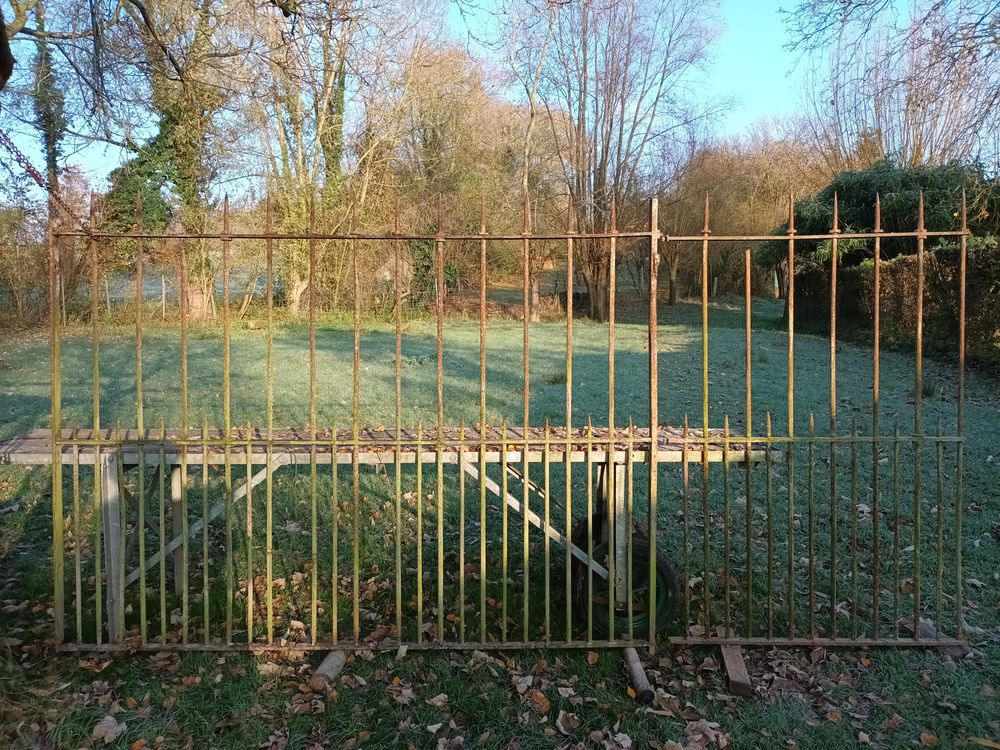 Portail ancien fer forg&eacute; Bricolage