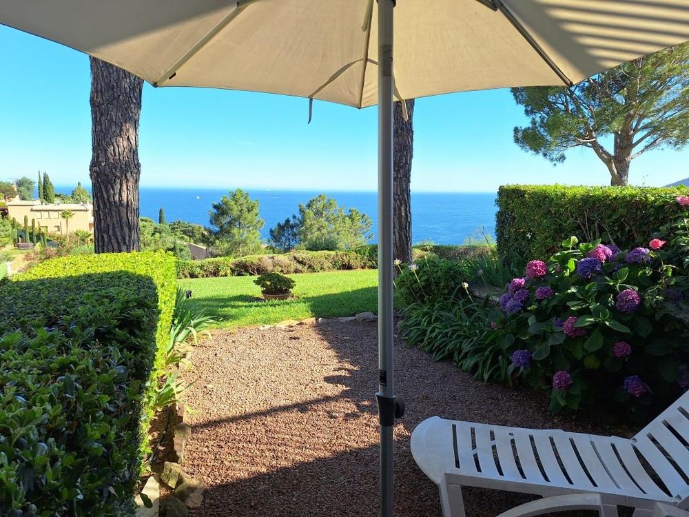   APPARTEMENT DUPLEX de vacances à THÉOULE S/MER  Provence-Alpes-Côte d'Azur, Miramar (06590)