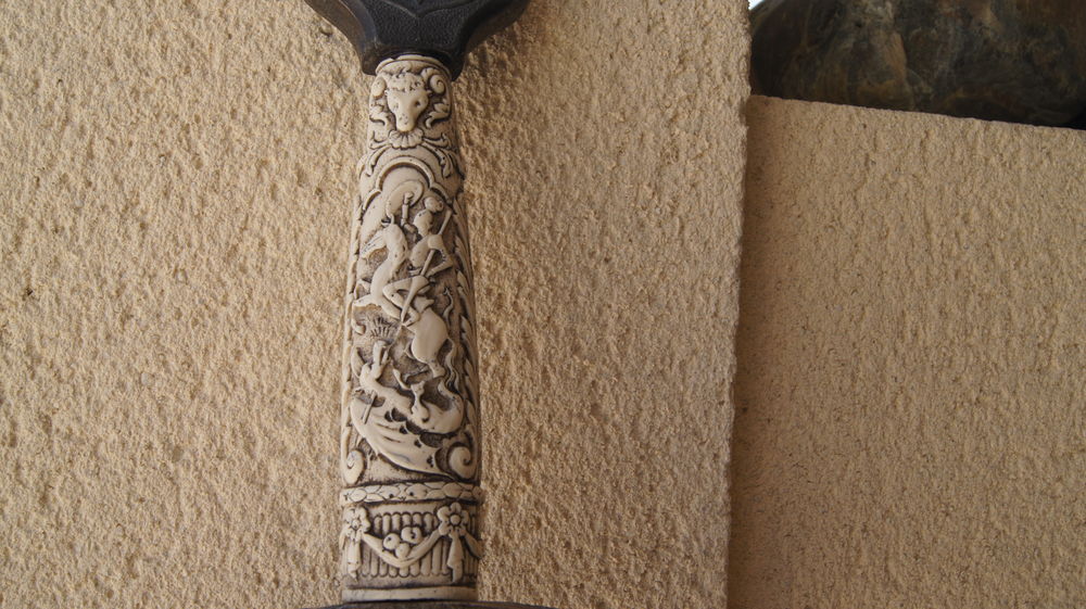 &Eacute;P&Eacute;E STYLE MEDIEVALE Décoration