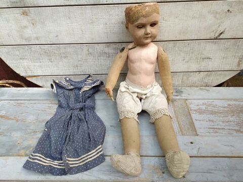 Ancienne Poup�e Tissu et Carton Bouilli Paris 301 
0 Loches (37)