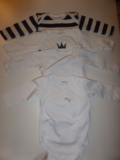 Lot de 4 bodies manches longues 3 mois Petit Bateau Natalys  12 Rueil-Malmaison (92)