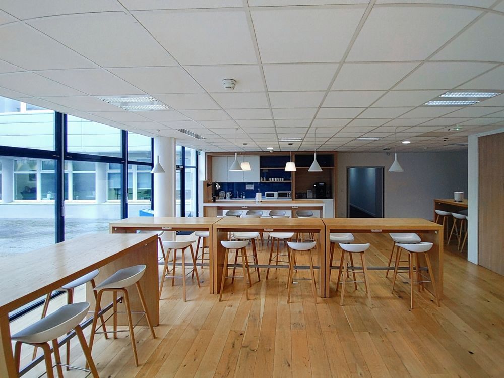   Louez un grand espace de bureau pour 50 personnes à MASSY, Stop & Work Massy Massy