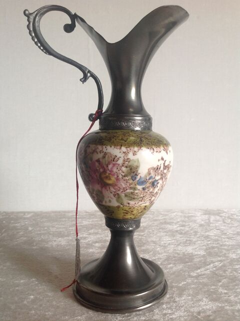 ANCIEN VASE ÉTAIN ET CÉRAMIQUE PEWTER PELTRO Envoi Possible
15 Trégunc (29)