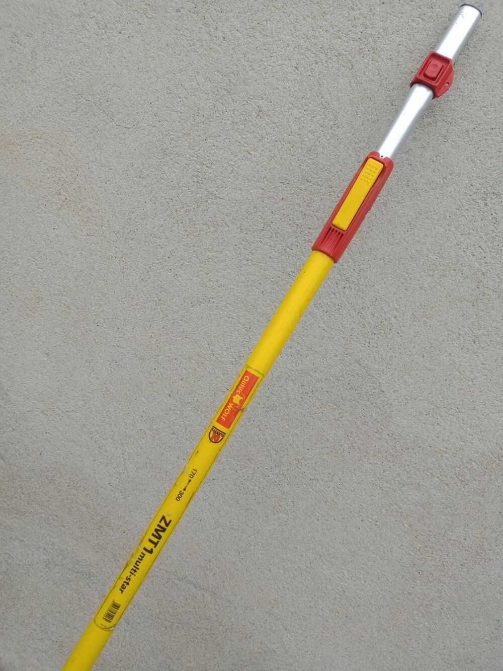 Manche t&eacute;lescopique outils wolf. Jardin
