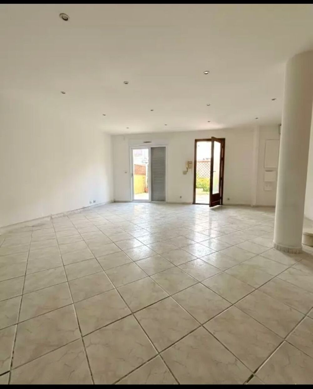 Maison 3 pièces 80 m² · à Marseille 12 · 80 m² · 230 000 €