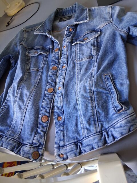 Veste Jean 
10 Toulon (83)