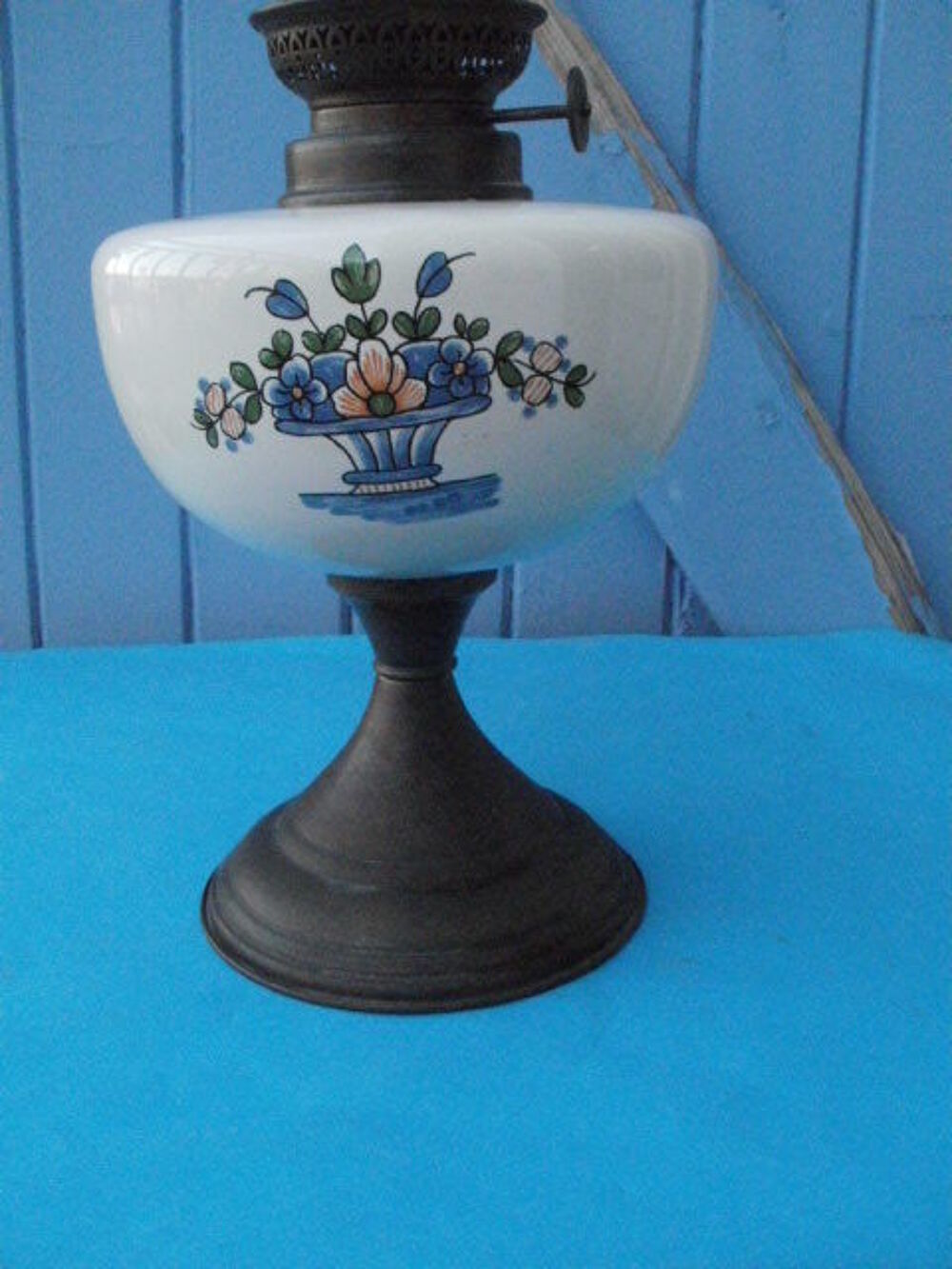 LAMPE &agrave; PETROLE c&eacute;ramique et cuivre ou laiton + verre Décoration