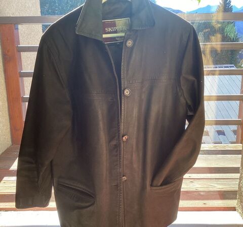 Veste cuir de buffle marron 45 Villar-Saint-Pancrace (05)