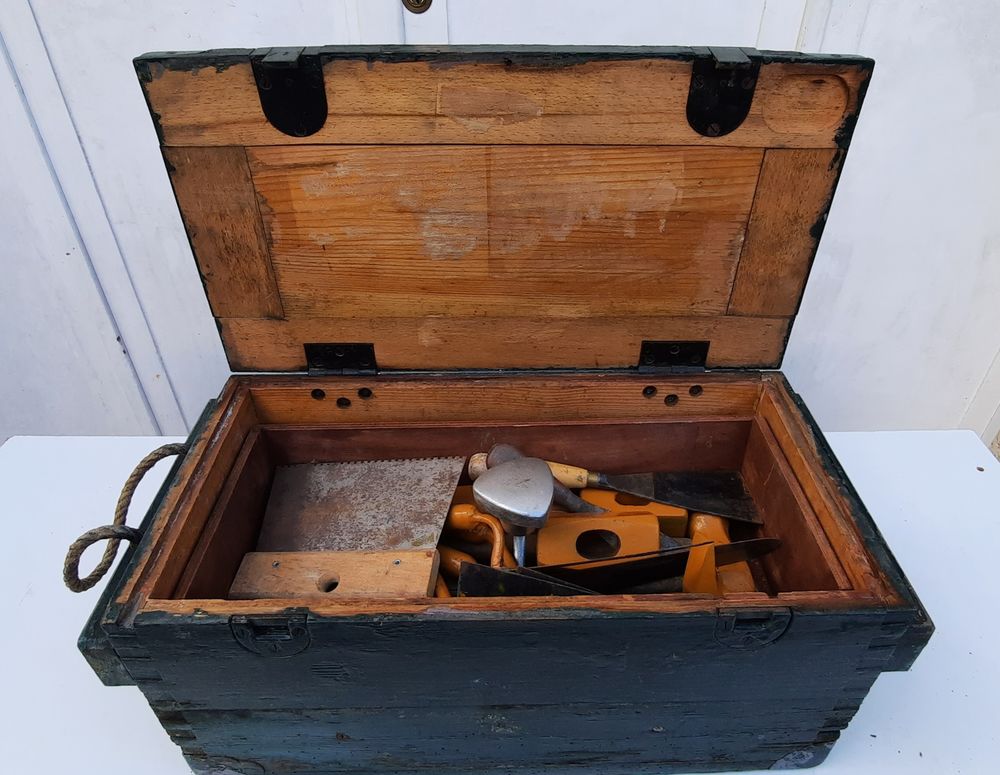 Caisse &agrave; outils vintage Bricolage