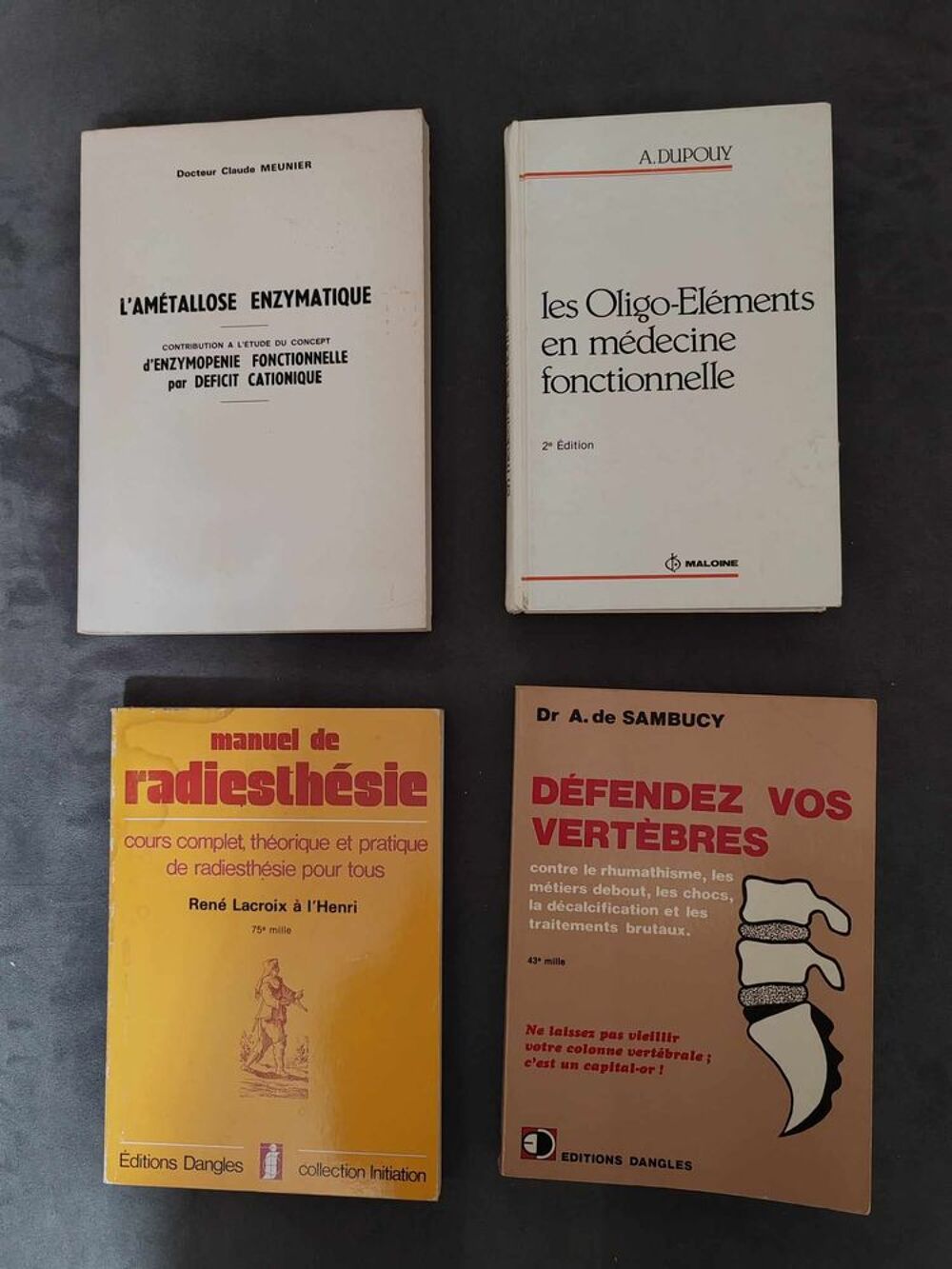Livres divers SANTE bis 4 euros au choix
Livres et BD