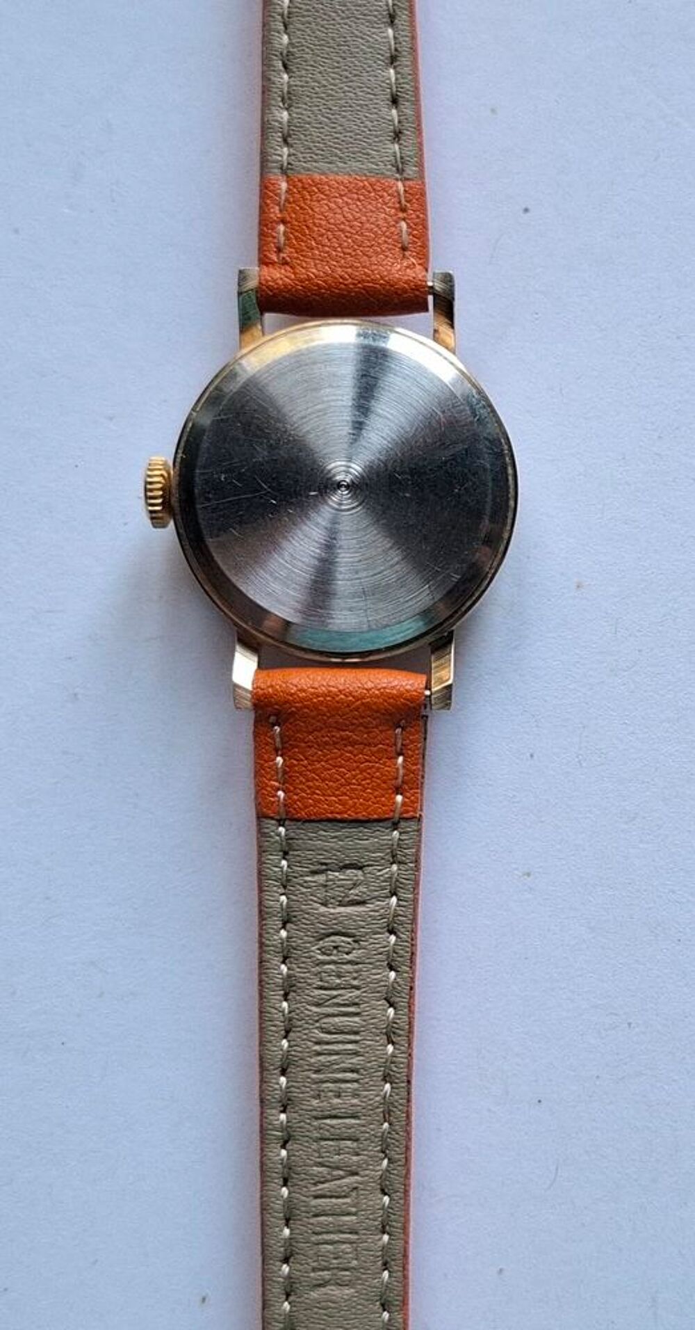 Montre femme plaqu&eacute;e or "Zarya" URSS Bijoux et montres