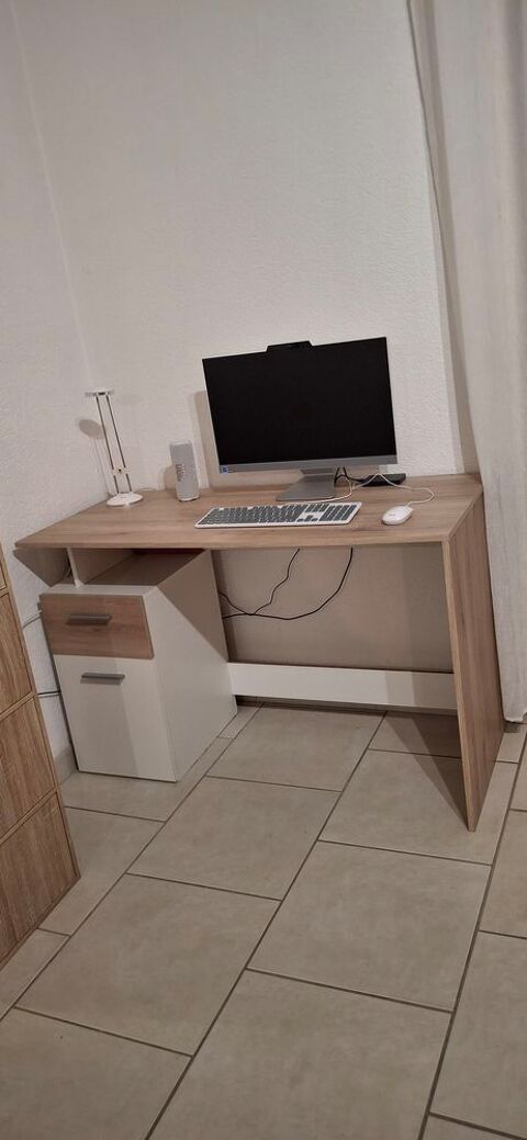 Bureau 25 Vendargues (34)