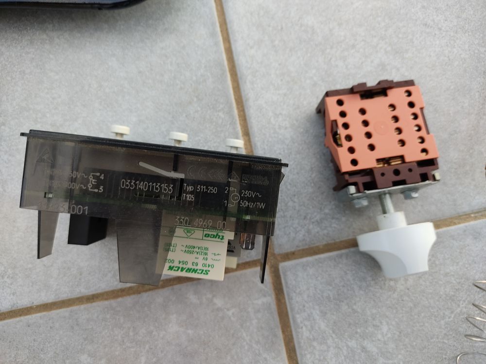 Pi&egrave;ces four FAURE FC304W et autre Bricolage