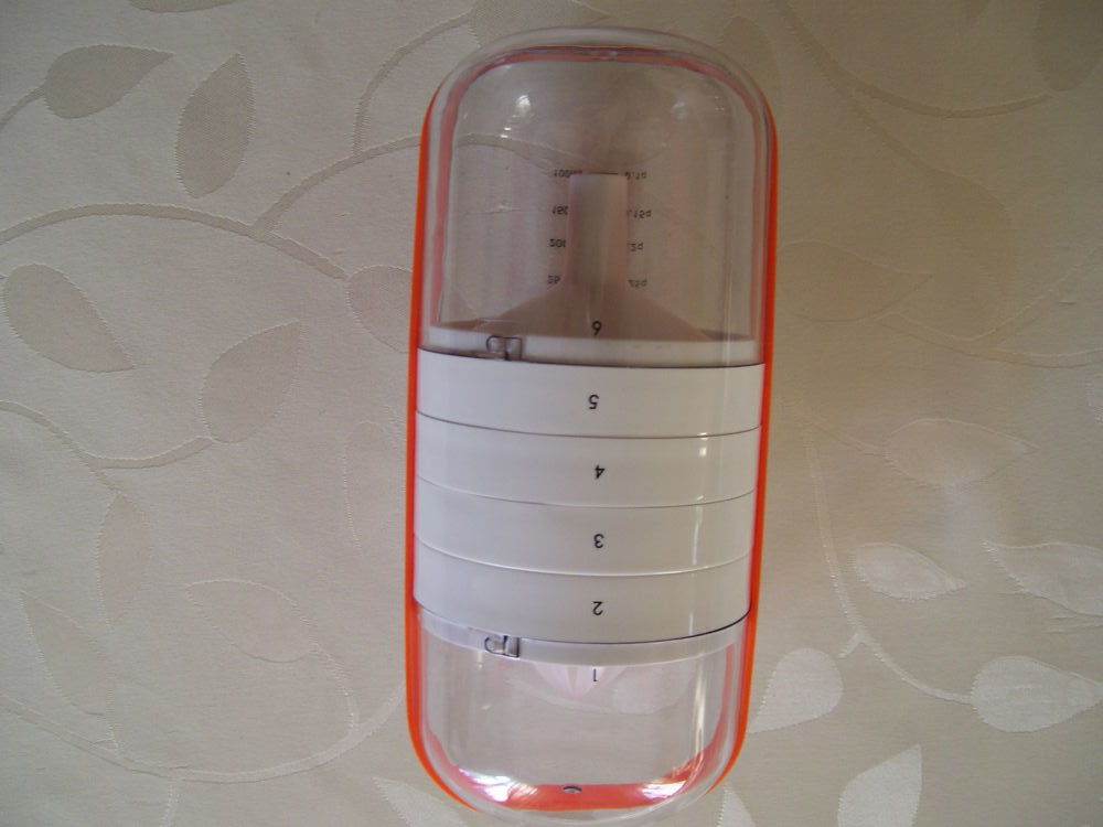 Presse Agrume multifonction 6 en 1 Marque Nutrifresh citron Electroménager