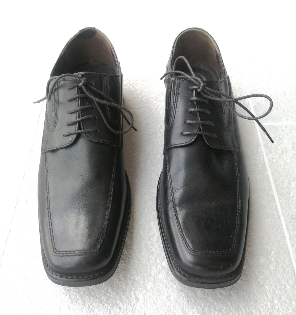 Chaussures en cuir &agrave; lacets BATA pour hommes Chaussures