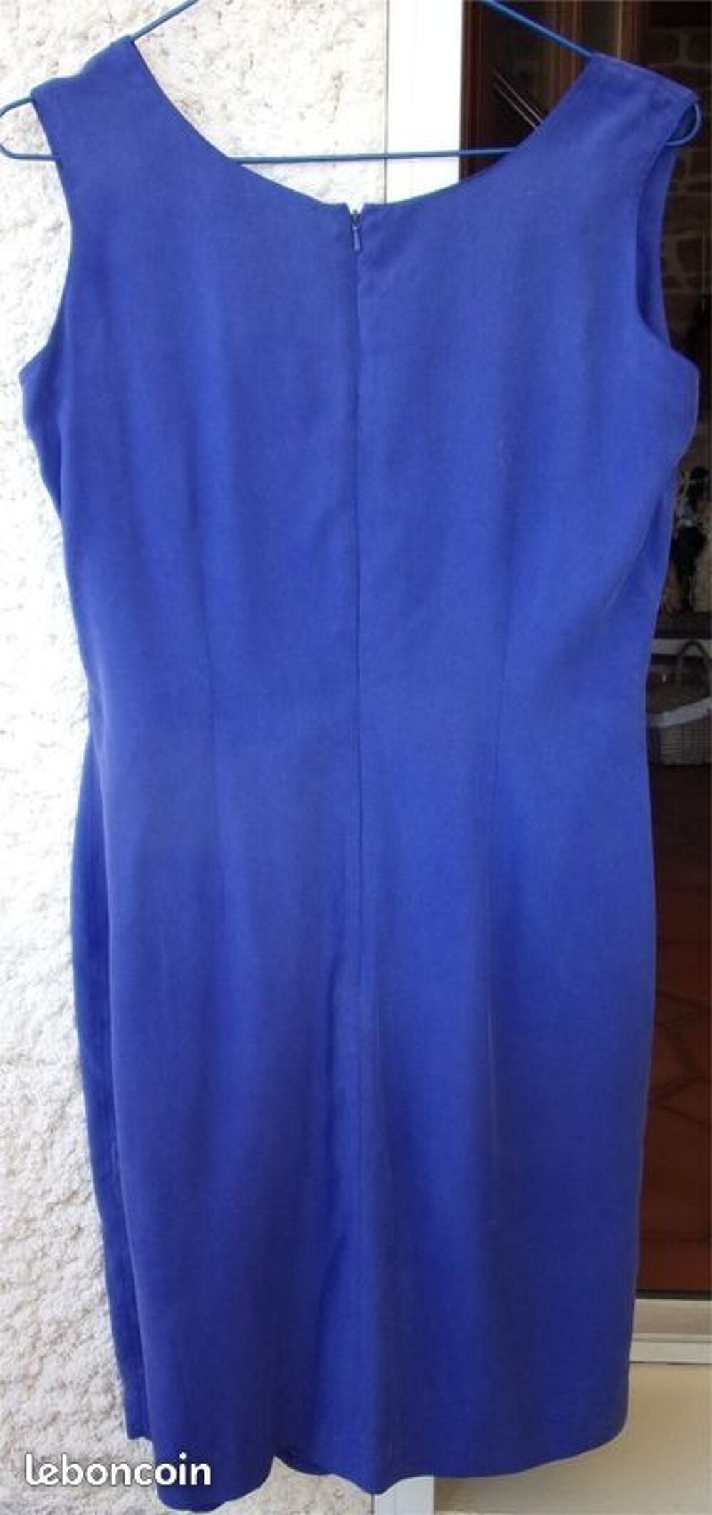 Robe bleue en soie Vtements