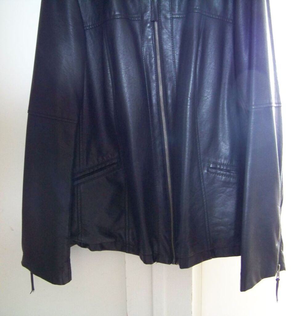 Blouson simili cuir femme	Taille 50/52 Vêtements