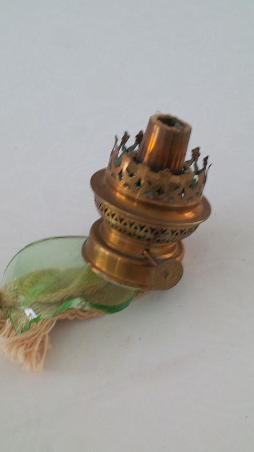EMBOUT DE LAMPE A PETROLE Décoration