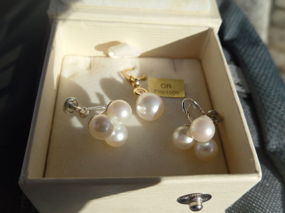 Joli Pendentif Perle de Culture (Vraie) &amp; Or 18K Bijoux et montres