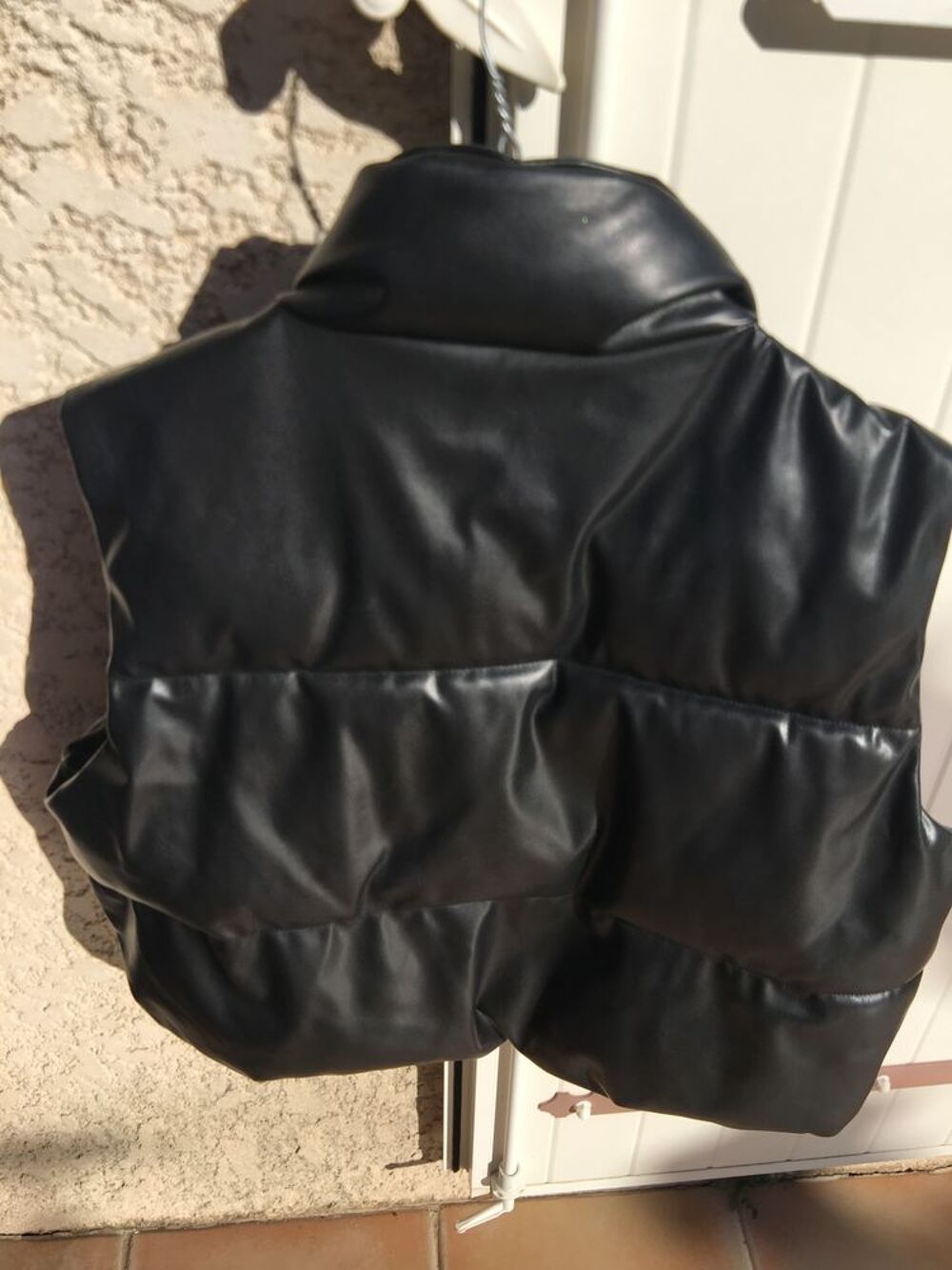 veste sans manche Shein simili cuir Vêtements