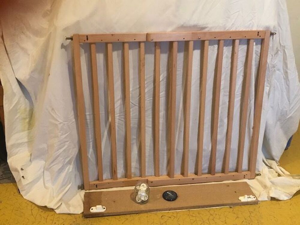 Barri&egrave;re de s&eacute;curit&eacute; pour enfants Nevada .
Mobilier enfants