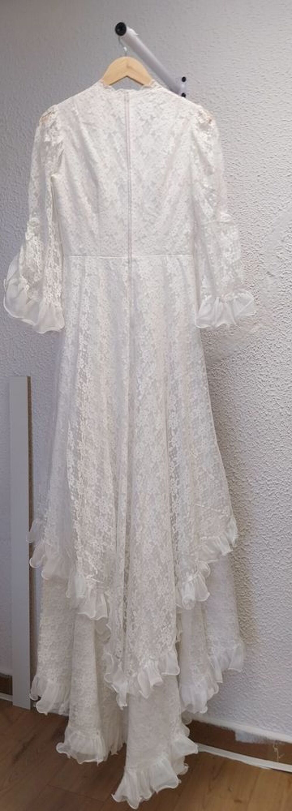 Robe mari&eacute;e vintage Vêtements