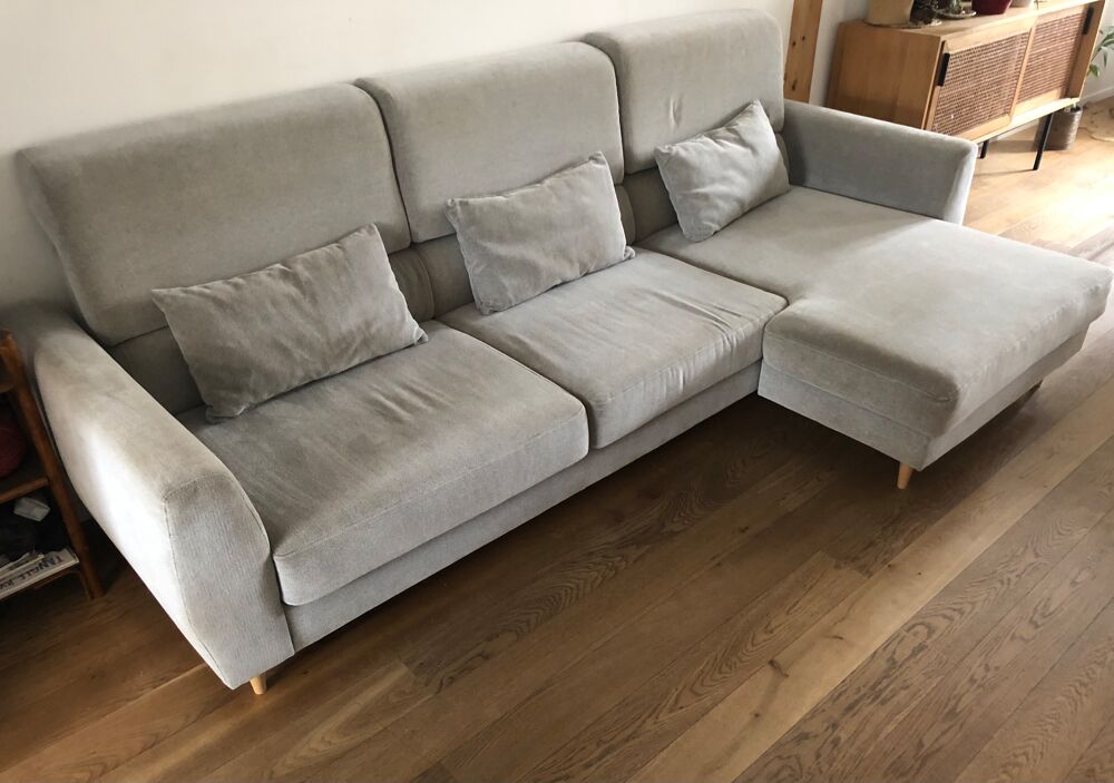Canap&eacute; 4 &agrave; 5 places IKEA avec m&eacute;ridienne Meubles