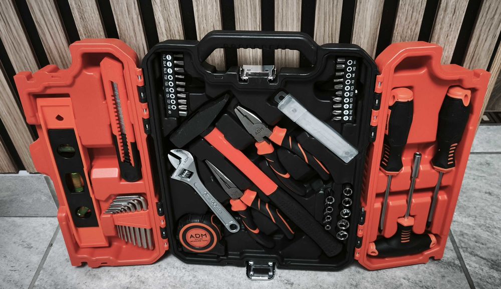 coffret outils 57 pi&egrave;ces Bricolage