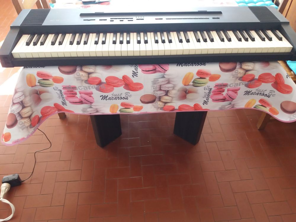 Piano Roland EP 75 DIGITAL Instruments de musique