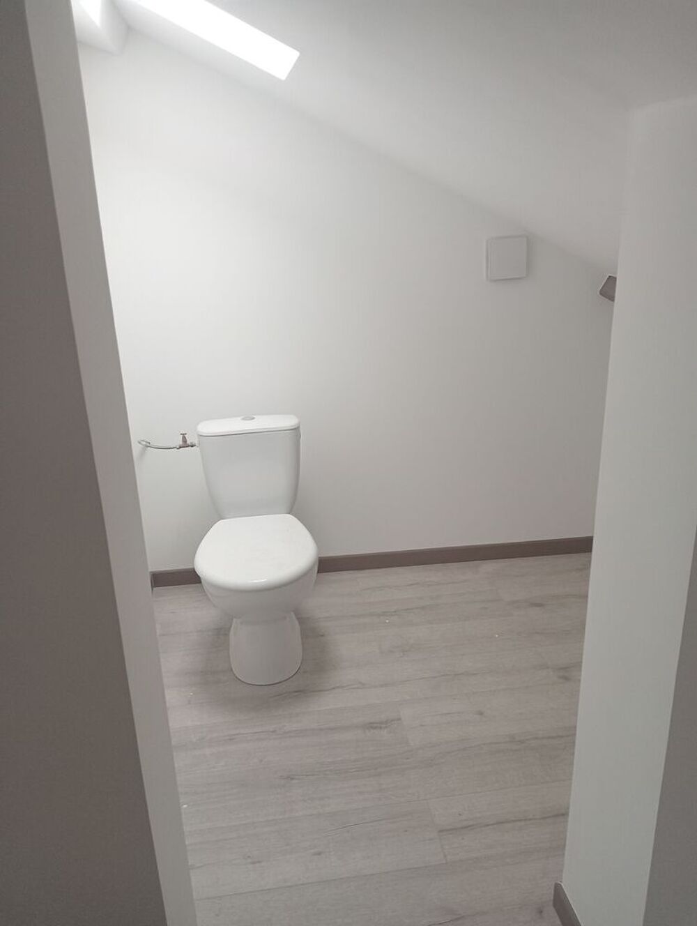 Location Appartement Charmant comble proche centre-ville, très calme. Alès