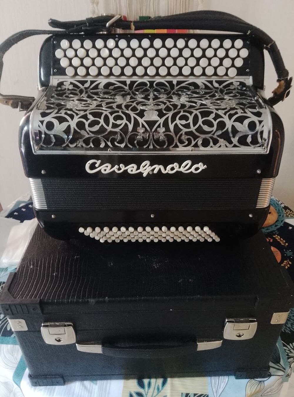 Cavagnolo 64 touches Instruments de musique