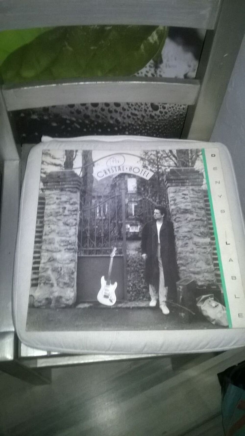 Vinyle Denys Lable 
Crystal Hotel 
1988
Excellent etat
L CD et vinyles