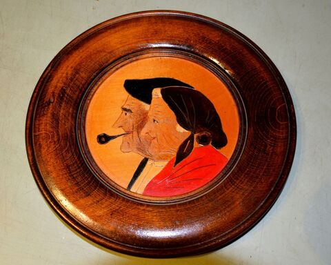 Assiette Bois Ancienne - Portrait couple Typique. 5 Roissy-en-Brie (77)