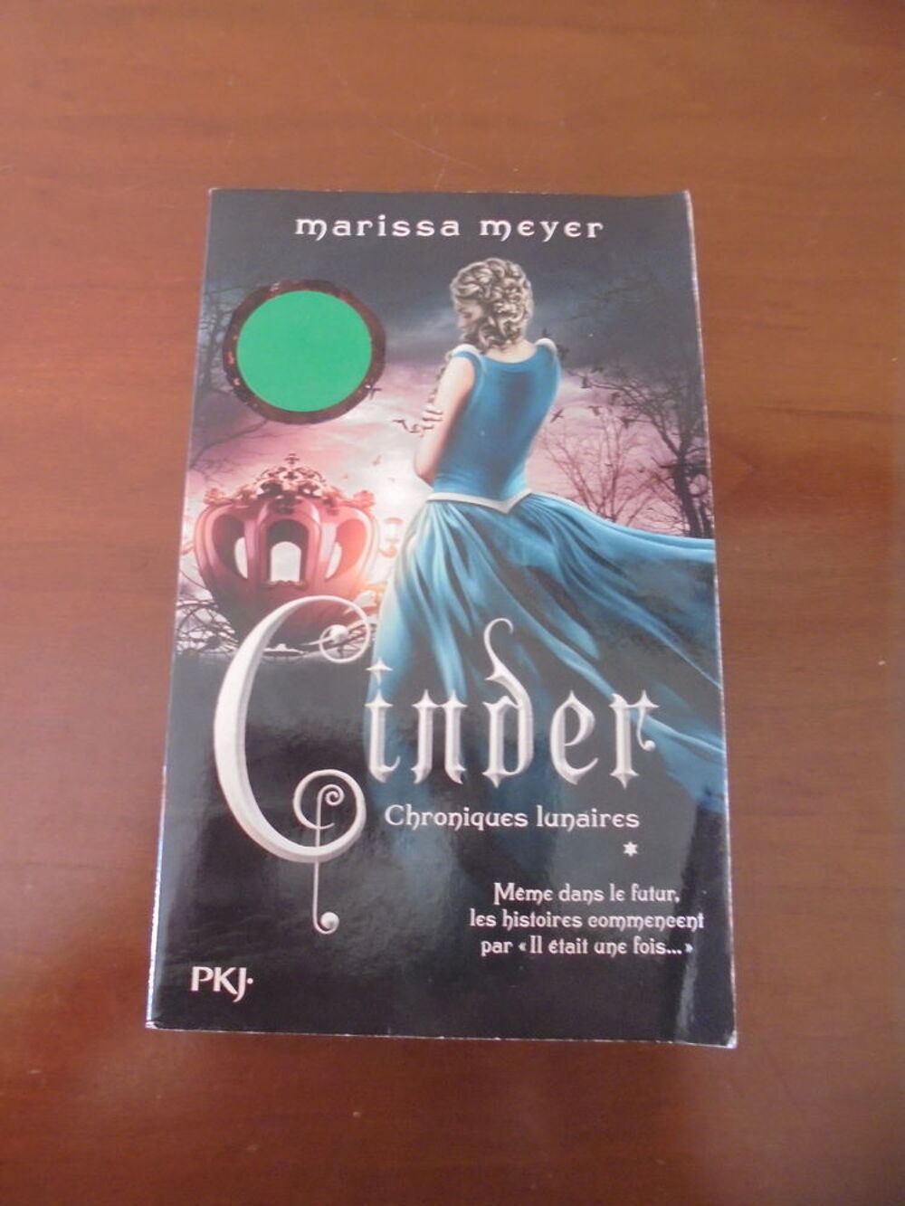 Cinder (101) Livres et BD