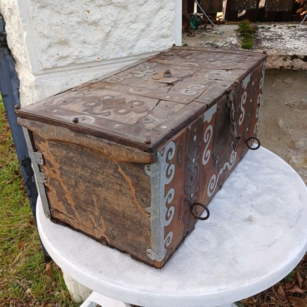 coffre ancien bois &amp; m&eacute;tal 