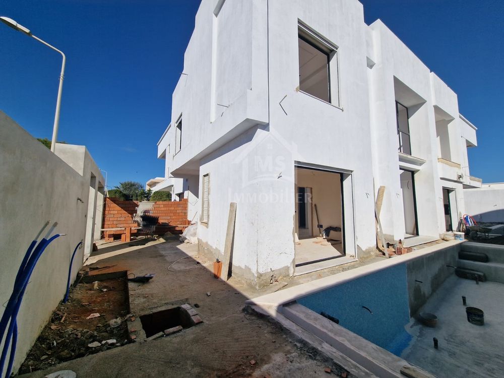 Vente Villa Villa S+4 avec jardin et piscine à Yamine Hammamet Yasmine hammamet, tunisia (Tunisie)