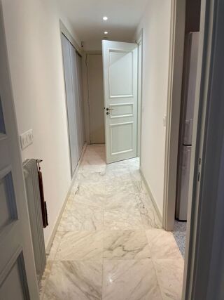  Appartement à louer 1 pièce 35 m² Nice