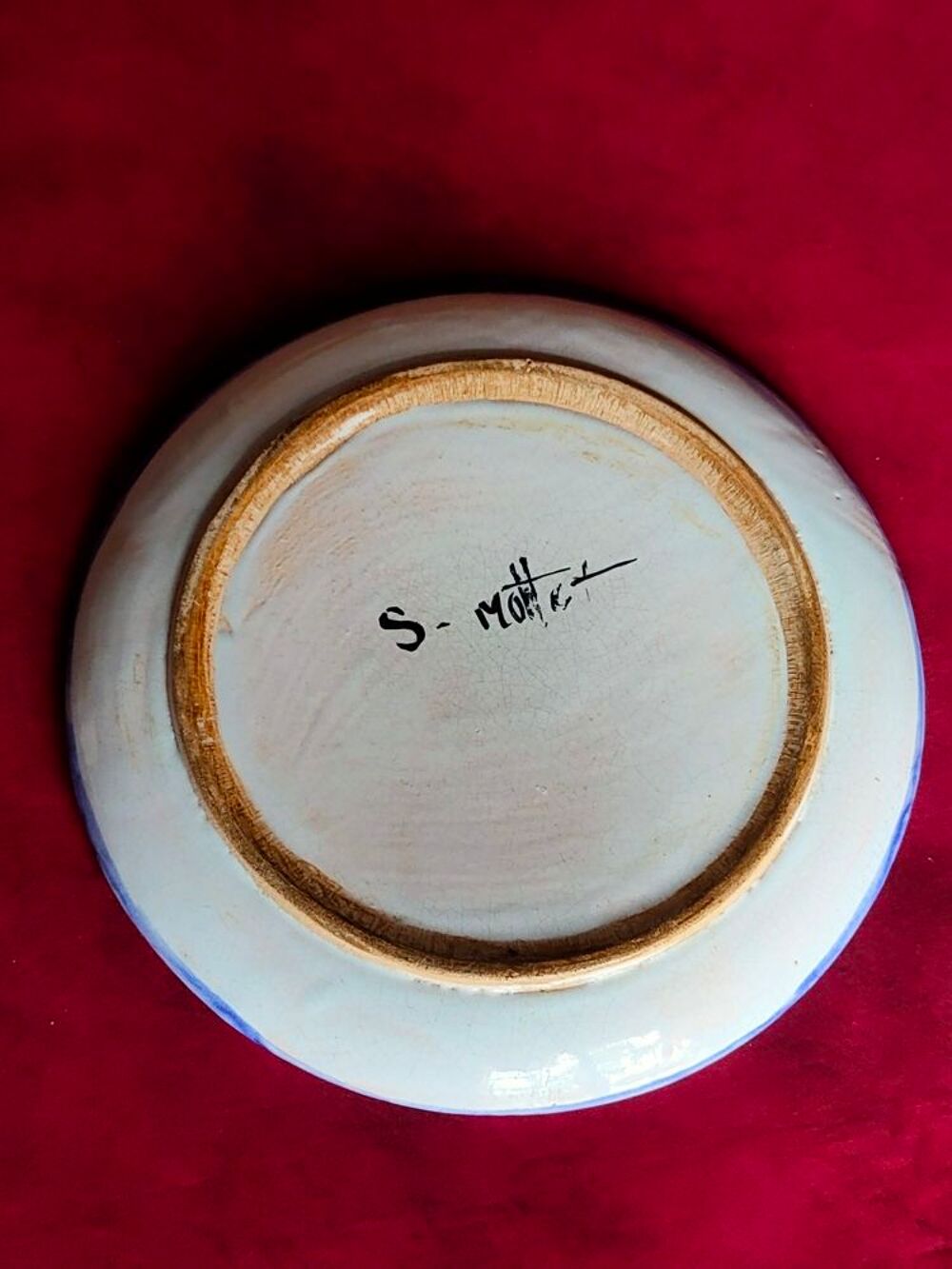 Ancienne assiette en gr&eacute; diam&egrave;tre 23 cm Dcoration