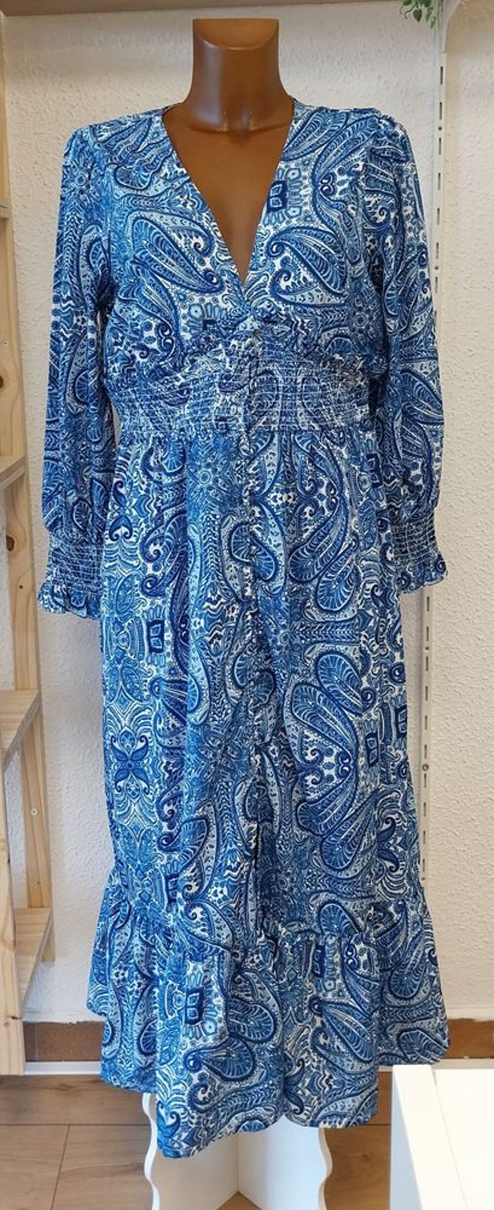LOT mixte femme +60 pi&egrave;ces ? NEUF (avec et sans &eacute;tique) Vêtements