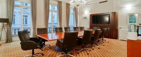 R&eacute;servez un bureau en espace ouvert &agrave; louer pour des entreprises de toutes tailles &agrave; Paris, Signature, Georges V Bassano 5379 75008 Paris