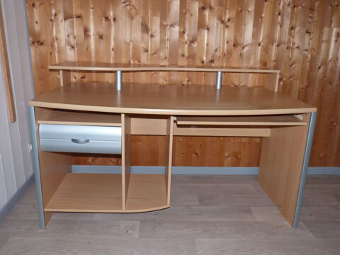 Bureau 145 cm 80 Monein (64)