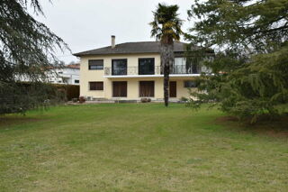  Maison � vendre 6 pi�ces 165 m�